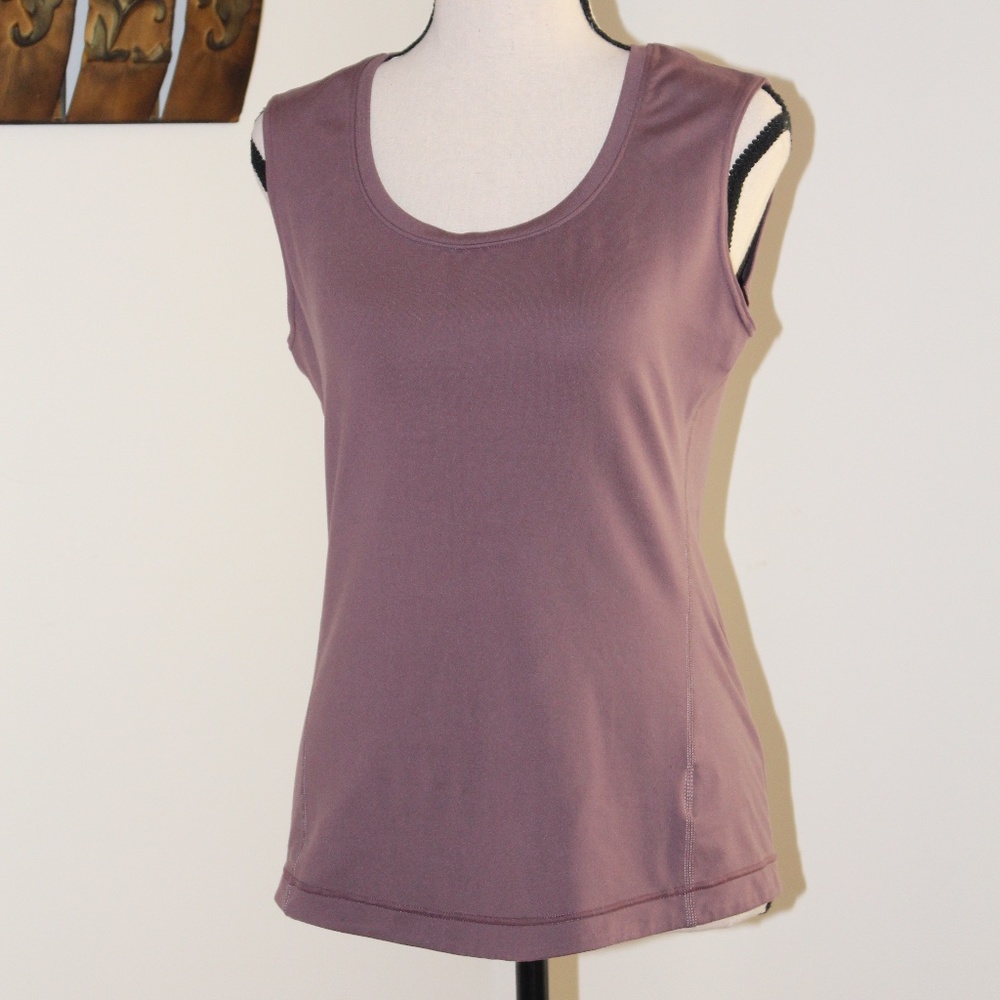 Anue, sleeveless yoga shirt.....